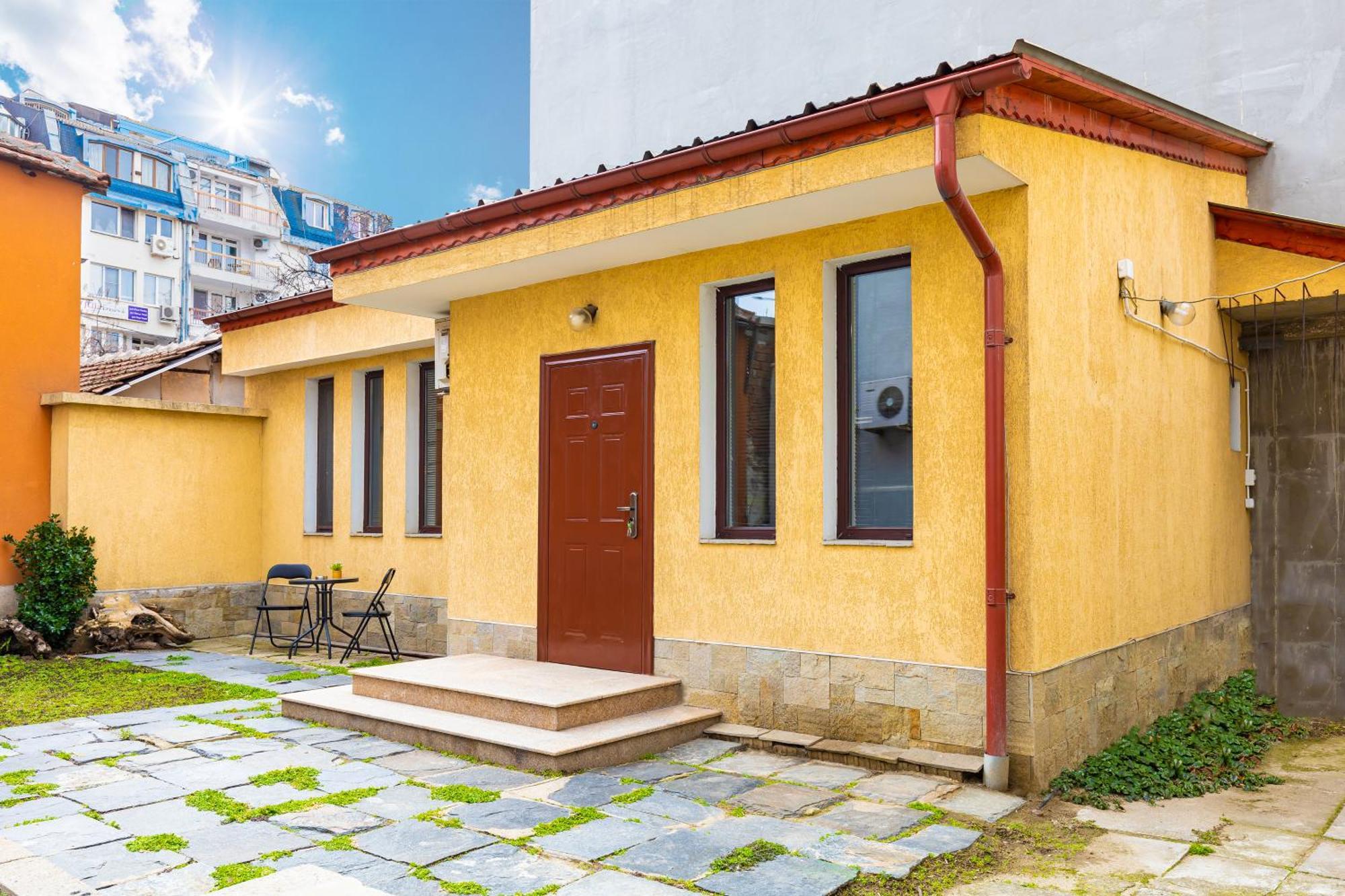 Апартаменты 'Little Little' House In The Town Center & Parking Пловдив Экстерьер фото